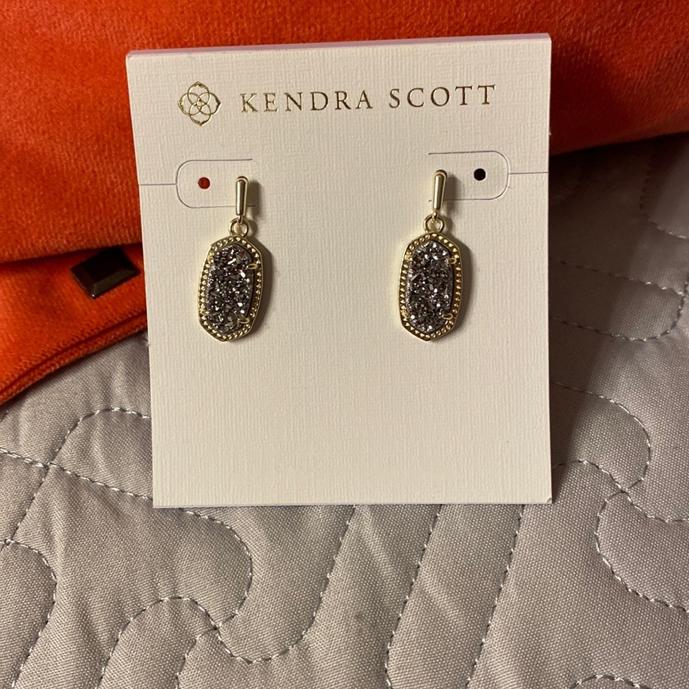 Kendra scott earrings